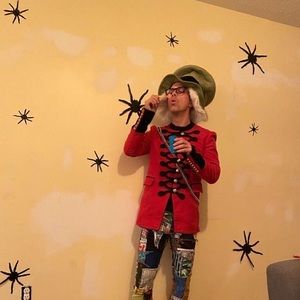 Meet your Posher, Chris